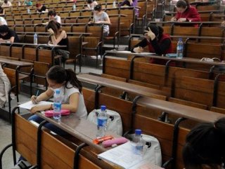 2.5 billion students to take university admission test