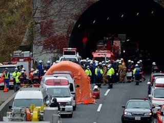 4 killed as tunnel collapsed in China