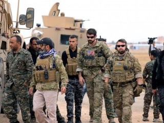 Acting US defense secretary visits Iraq for troop talks