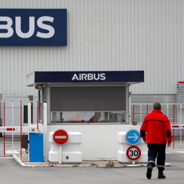 Airbus workers begin brief strike over coronavirus job cuts