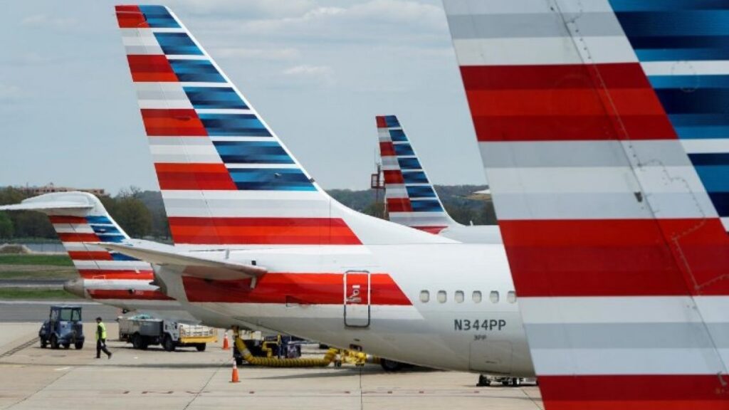 American Airlines decide to suspend flights to 15 US cities