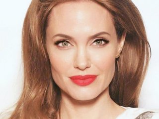 Angelina Jolie spoke for equality of women