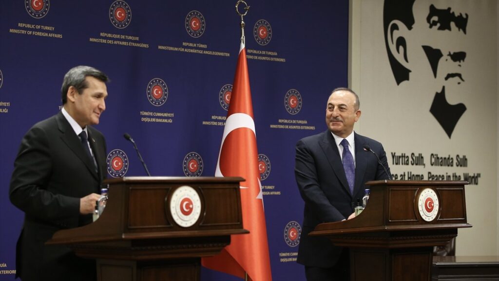 Ankara ready to do its part to bring Turkmen gas to Europe: Turkish FM