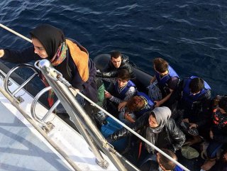 At leats 3,771 irregular migrants held over past week in Turkey