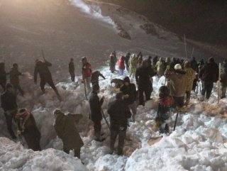 Avalanche kills 33 in eastern Turkey