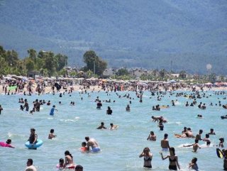 Beaches in Turkish metropolitan are safe to swim