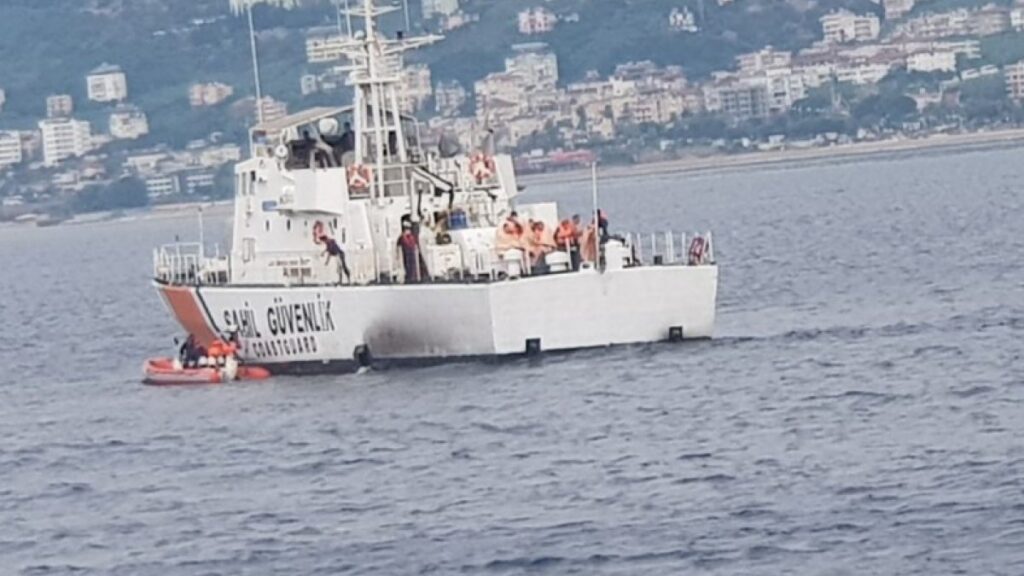 Boat capsized off the coast of Alanya, 1 body recovered