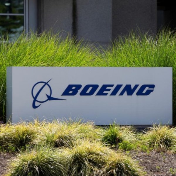 Boeing plans to delay 777X as demand drops for big jets