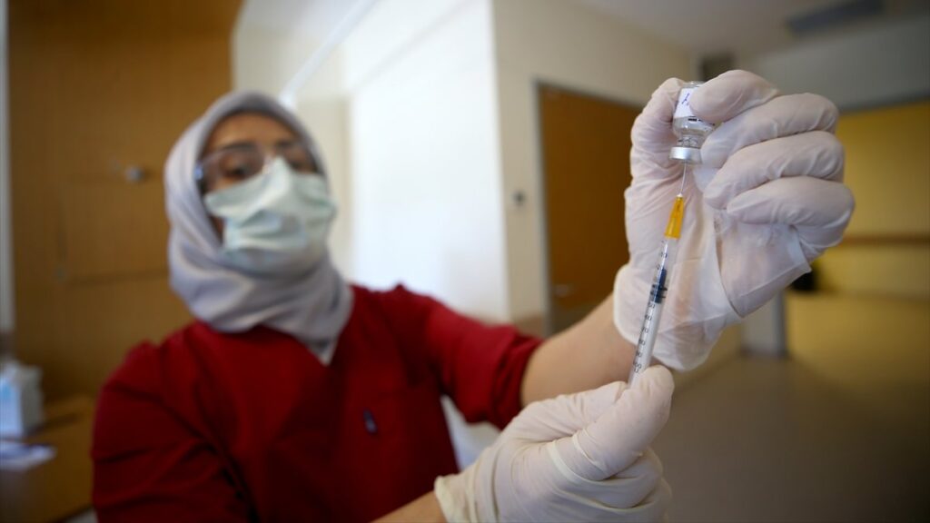 Coronavirus vaccination halves infections among senior citizens in Turkey