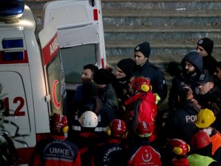 Death toll in Istanbul building collapse rises to 21