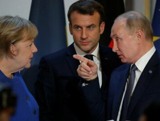 Erdoğan calls Macron to hold summit on Assad regime
