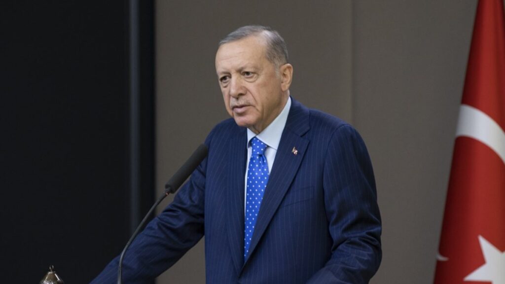 Erdoğan says Russian withdrawal from Kherson is a positive step