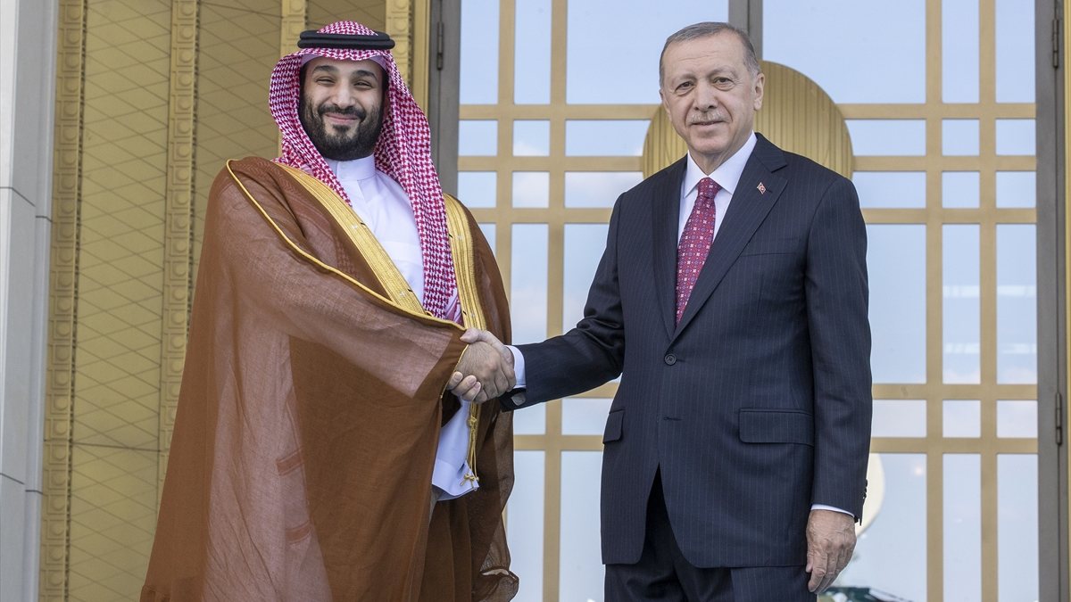 Erdoğan welcomes Saudi crown prince in Ankara