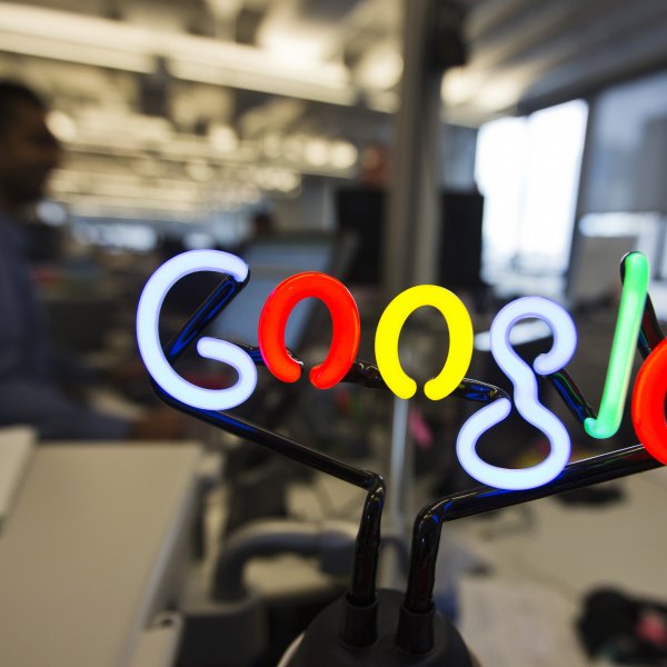 EU Commission opens investigation to Google