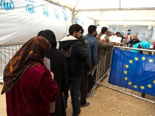 EU plans to send $1.6 billion for refugees in Turkey