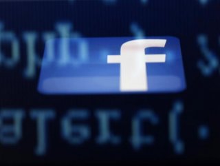 Facebook struggles into day two of a global outage