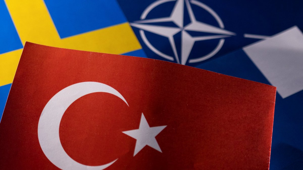Finland says talks with Turkey regarding NATO bids to continue