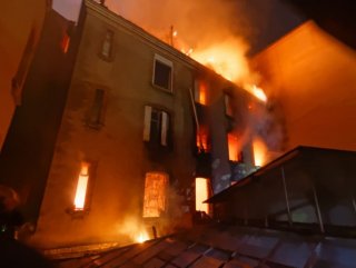 Fire breaks out residential building on the northern edge of Paris