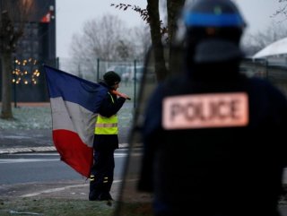French police prepare for fifth wave of Yellow Vests protests