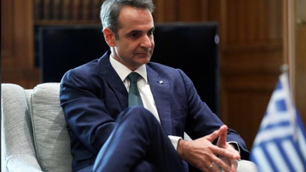 Greece’s Mitsotakis threatens Turkey on E. Mediterranean