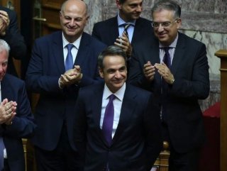 Greece’s Mitsotakis wins the vote of confidence