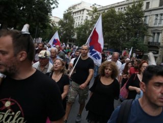 Greek unions walk out against labor reform bill