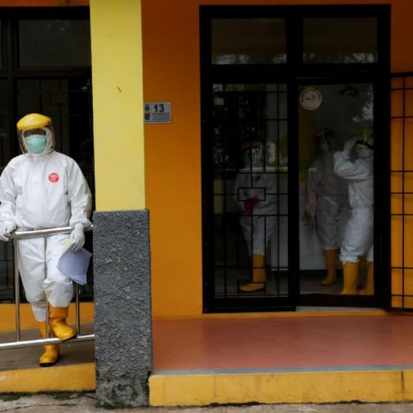 Indonesia reports 831 coronavirus deaths