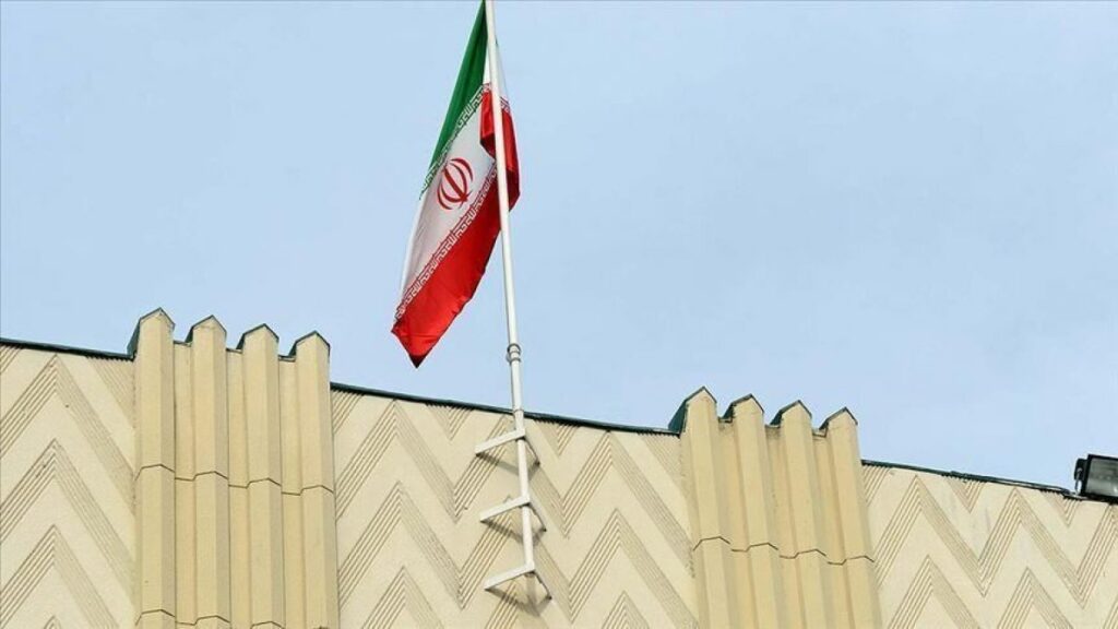 Iran denies transferring arms to Armenia