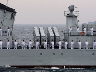 Iran threatens US to sink warships with secret weapons