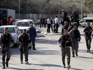 Israeli army detains 19 Palestinians in West Bank