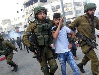 Israeli forces arrested eleven Palestinians in W.Bank