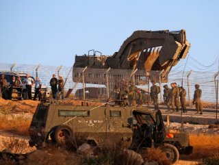 Israeli forces demolish Palestinian homes in Jerusalem