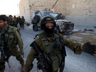 Israeli forces detain 11 Palestinians in W. Bank