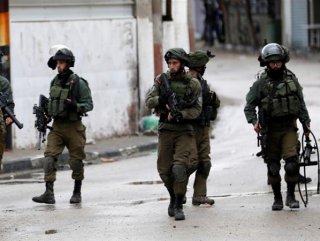 Israeli forces injured four Palestinians in West Bank