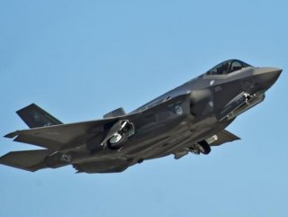 Japanese F-35 crashes into the Pacific