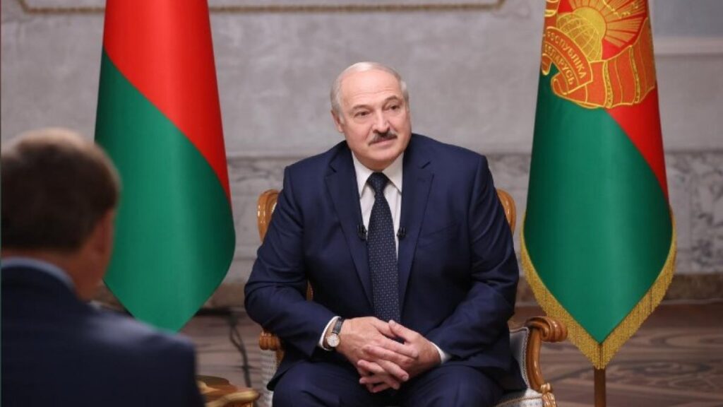Lukashenko warns Russia that it could face similar demonstrations