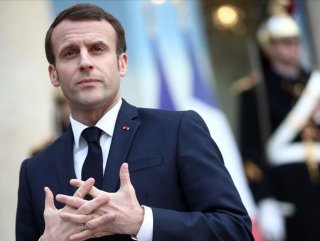 Macron sends invitation to renegade Libyan commander