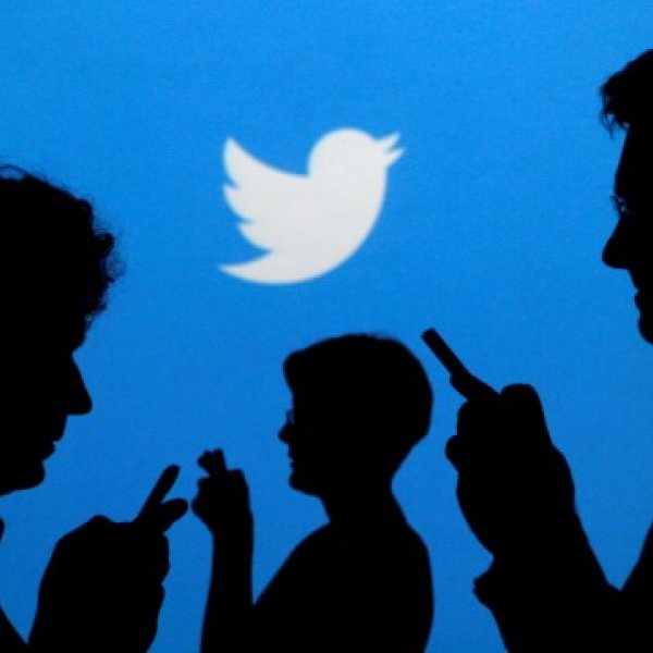 Major US Twitter accounts appear hacked