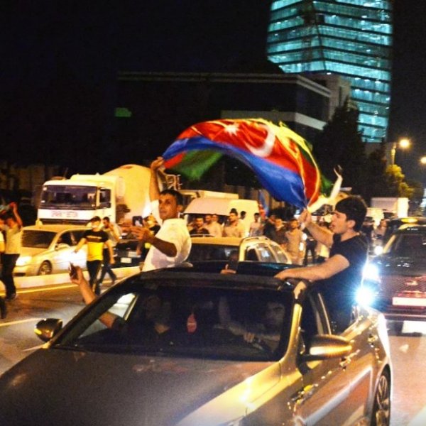 Mass protests erupt in Baku against Armenian attacks