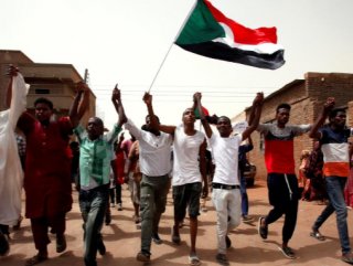 Mass rallies kill seven civilians in Khartoum
