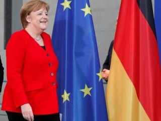 Merkel calls on European leaders to reach compromise
