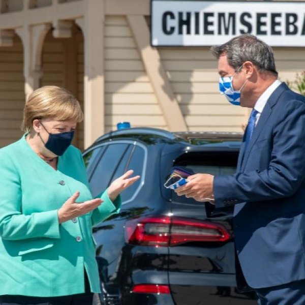Merkel refuses to endorse Bavarian state premier as successor