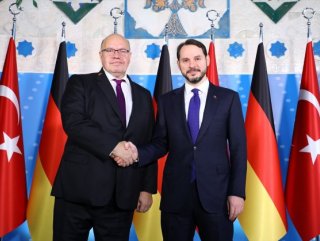 Minister Albayrak meets with his German counterpart