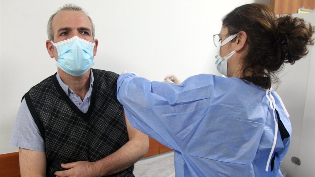 More than 20 million doses of coronavirus vaccine administered in Turkey