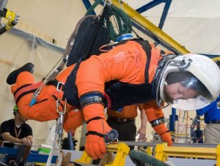 NASA pays volunteers £14,000 to stay in bed for two months