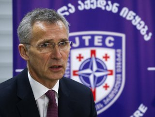 NATO chief calls Russia to return to missile treaty