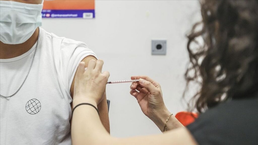 Number of vaccine jabs given in Turkey nears 100 million