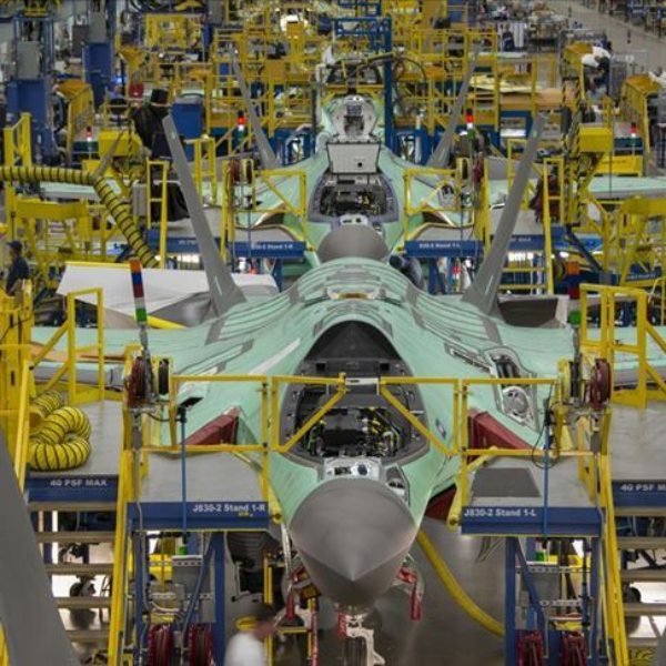 Pentagon: Turkey to keep making F-35 parts through 2022
