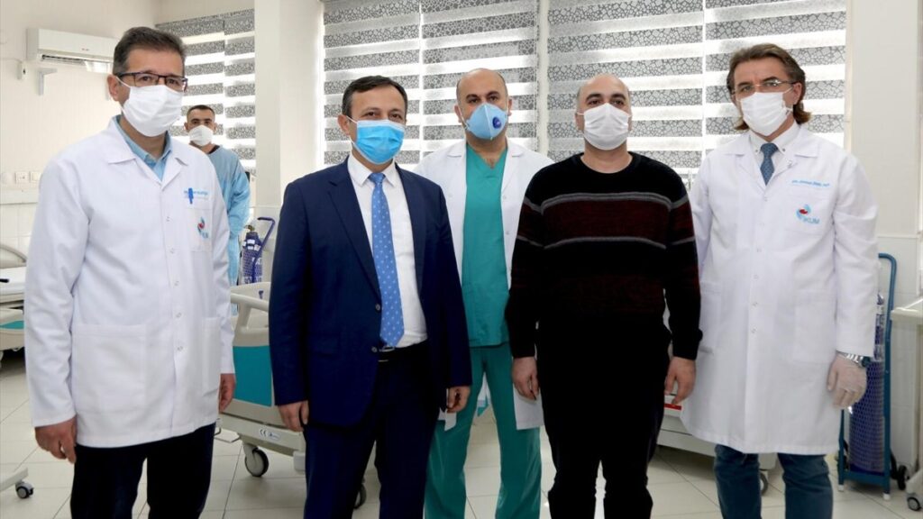 Phase 2 trials of local coronavirus vaccine starts in Turkey