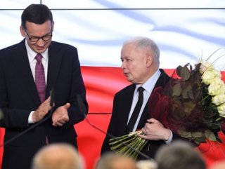 Poll results show ruling party ahead in elections in Poland